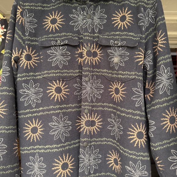 Roark Flannel - Picture 1 of 3